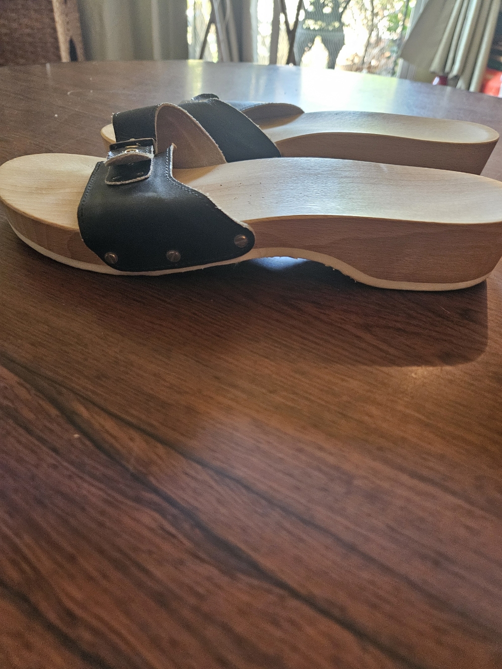 Dr. Scholl's Black Slide Sandals with Wood Footbed - Picture 3 of 4